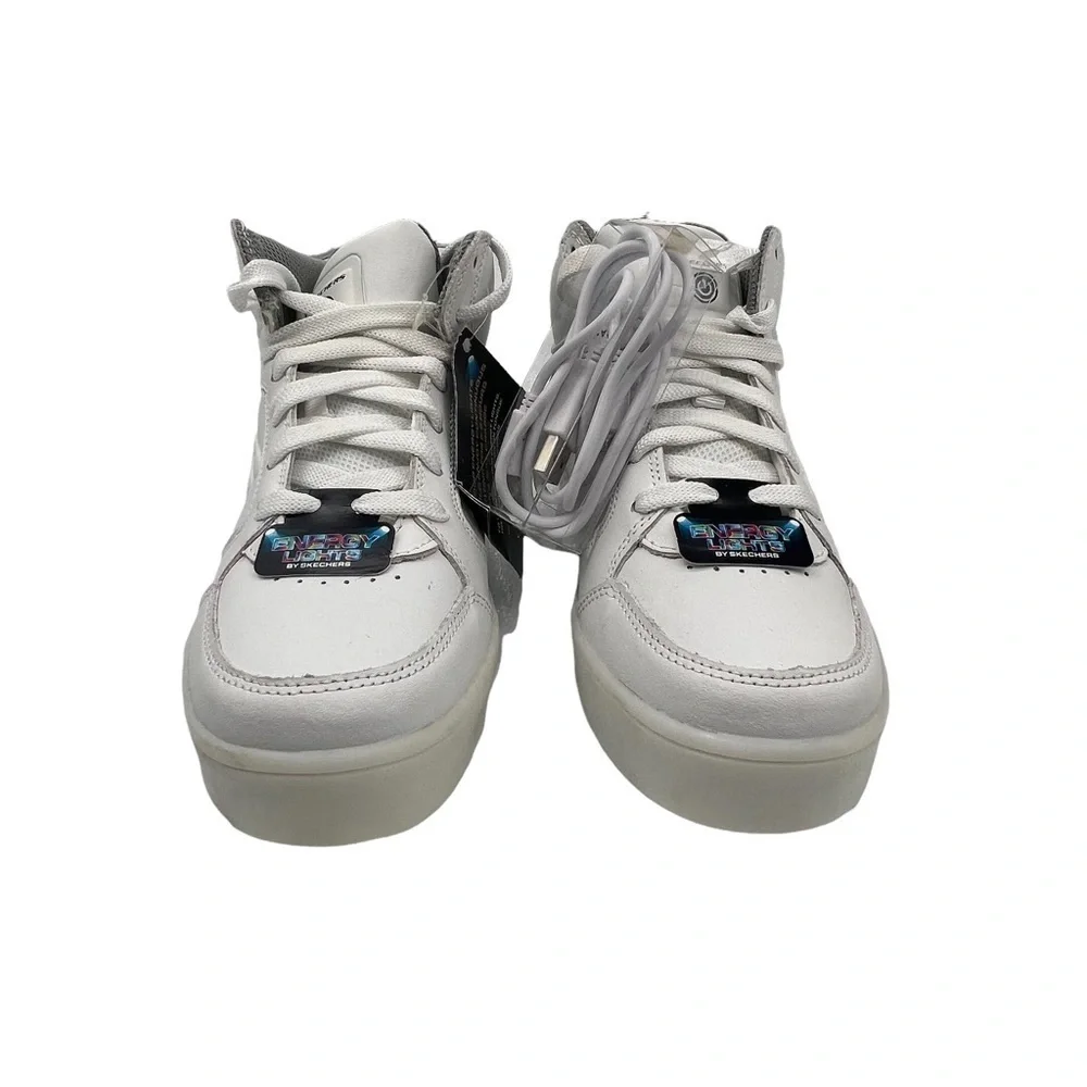 NWT Skechers White Energy Lights Light Up Low Top Sneakers Size 3.5 Kids